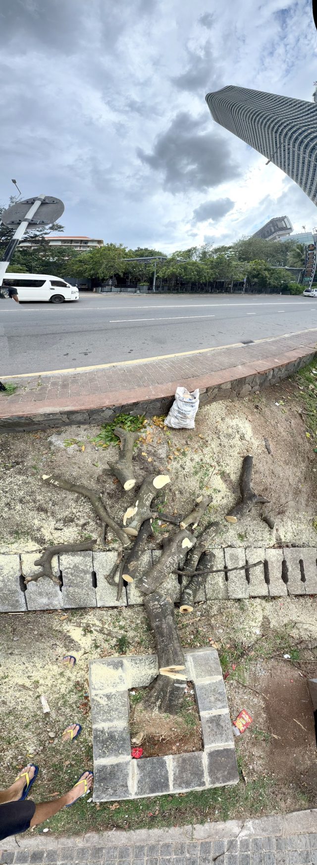 Colombo, Sri Lanka: Après les passages ducyclone et des services de la ville.