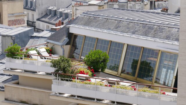Terrasses et jardins de rue