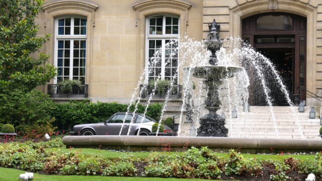 Entrées majestueuses et marquises